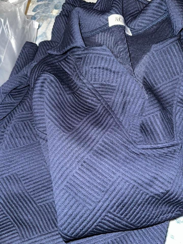 Navy Textured V Neck Set